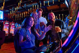 Giao diện trực tiếp casino live dealer với trải nghiệm chân thật